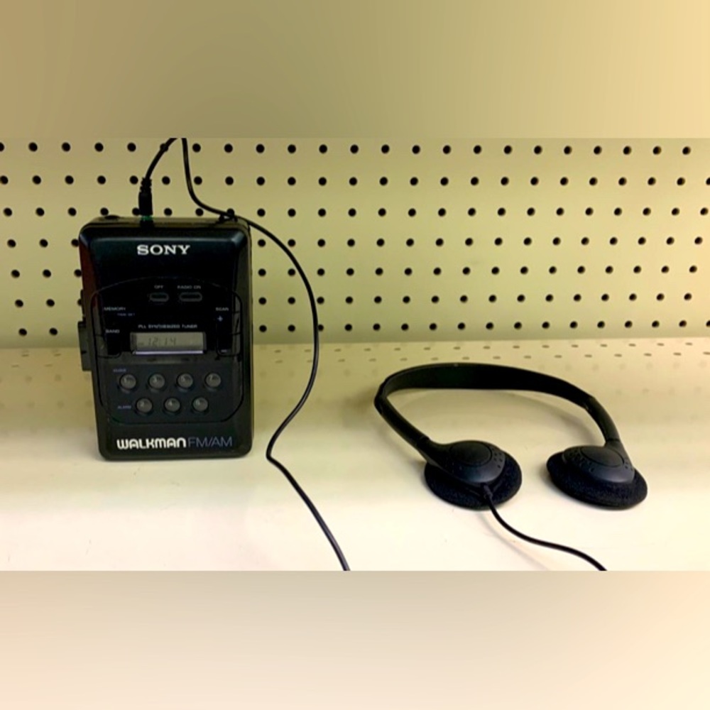 Vintage Sony Walkmans WM-F2031 Radio Working Cassette Player Not For Parts Only